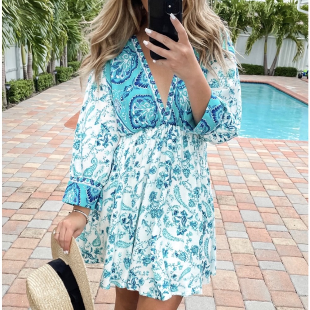 Boutique Paisley Dress - Picture 1 of 2